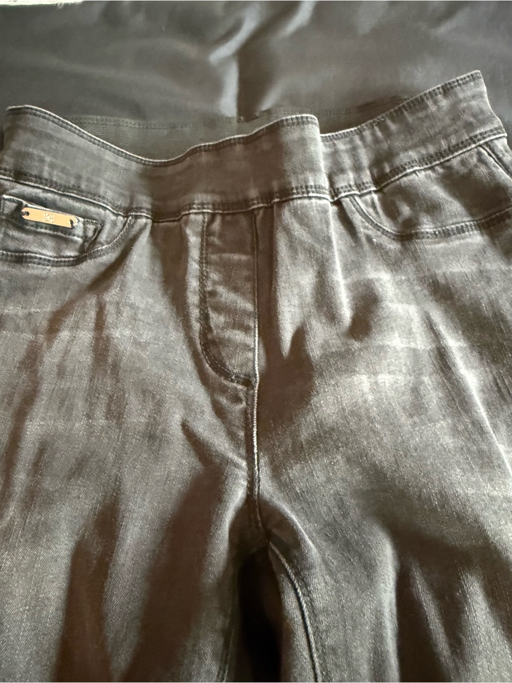 Coco + Carmen Slim Black Jeans - Picture 2 of 4